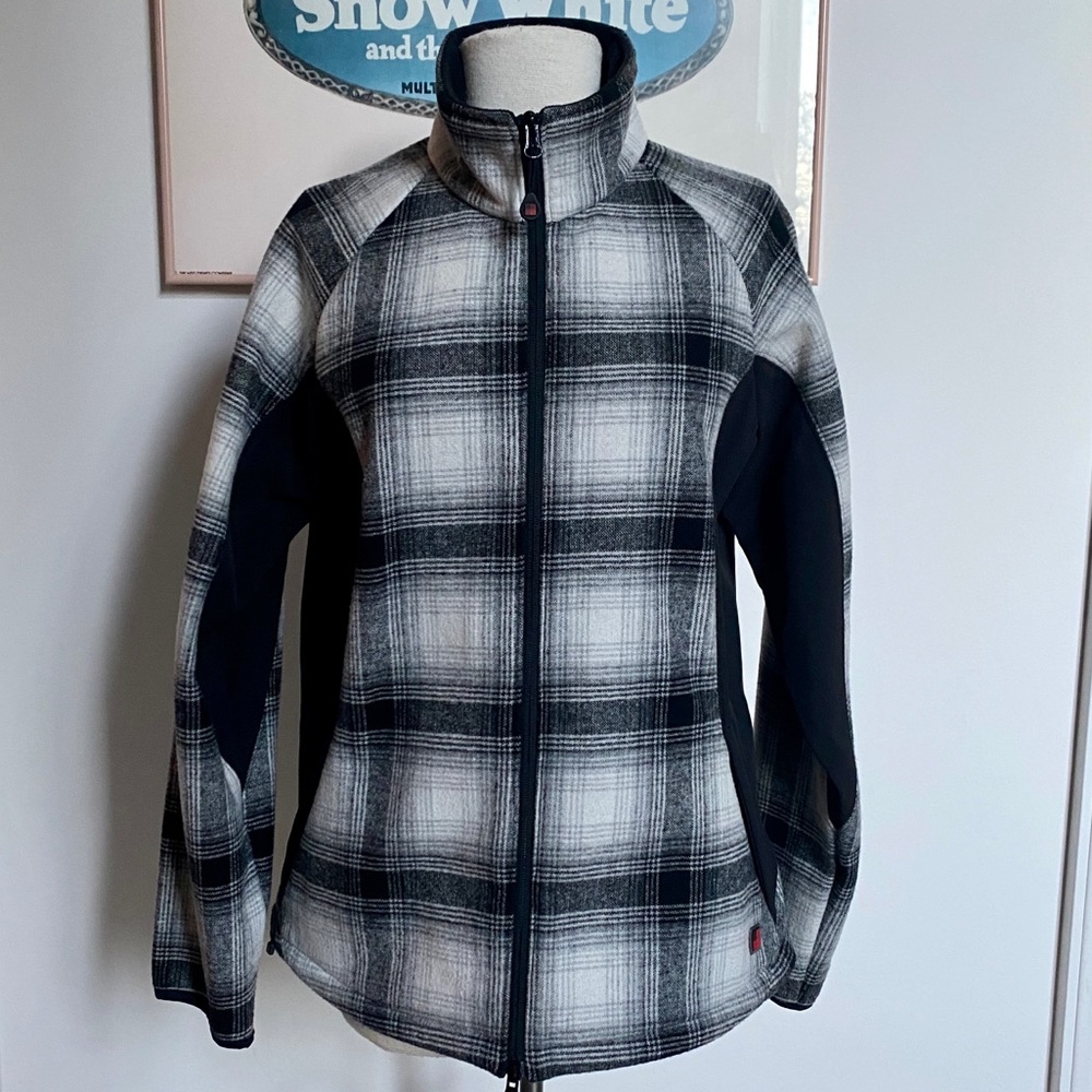 WOOLRICH WOMENS JACKET- Winter White Plaid Size Medium Used Like New